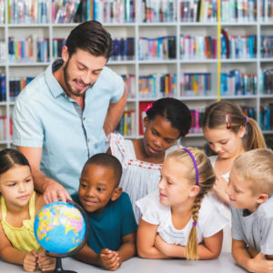 Do you want to teach English overseas or while travelling? Or maybe you would like to revamp your teaching style. Why not enroll for a TEFL course?