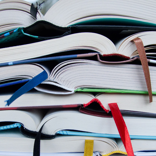 This twelve-hour workshop is aimed at postgraduate students and researchers working on a literature review, whether as part of a research proposal or a thesis, or as an independent article.